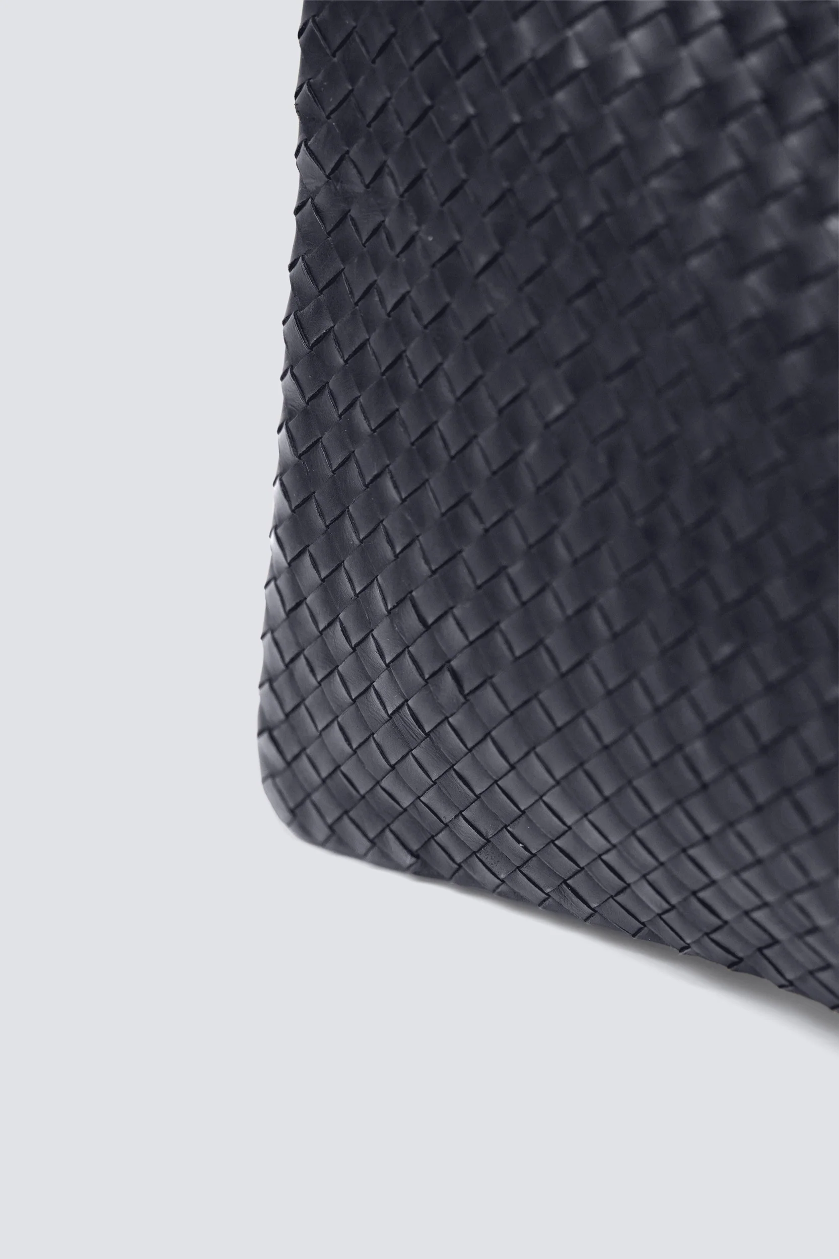 A4 Pochette Black - Image 4
